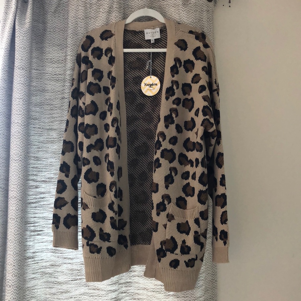 Cheetah Print sweater